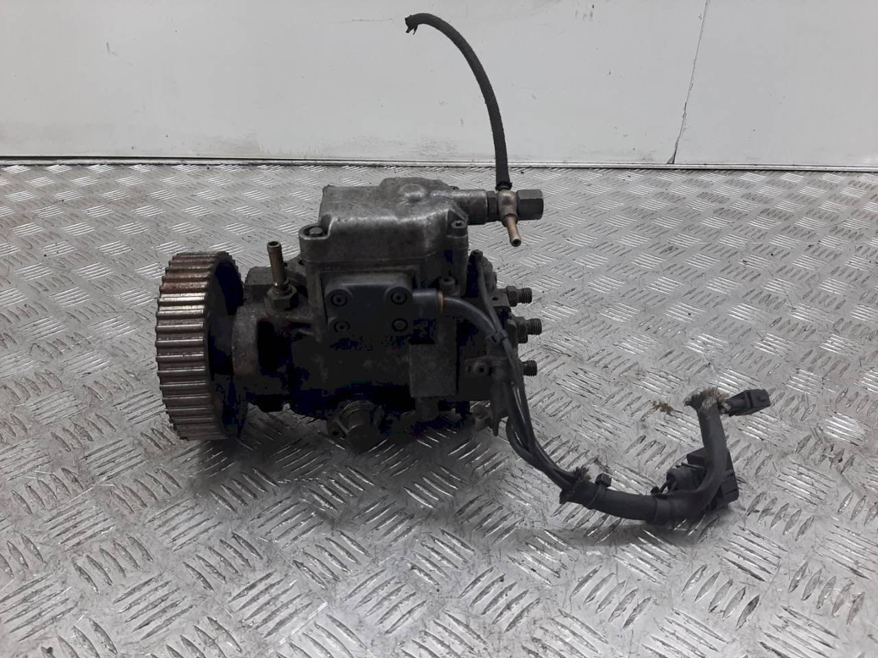ТНВД Volkswagen Passat B4 1996, 1.9 л., TDi, 460404986 - фото №1