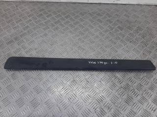 молдинг двери задней левой Volvo V70 2 поколение 2004, 2.4 л., D 5244 T, дизель, МКПП, универсал, 9484227