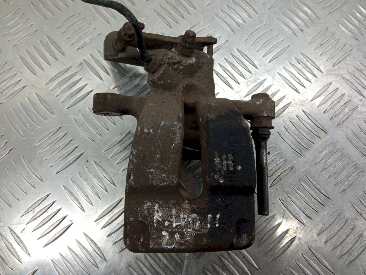 суппорт задний правый Renault Megane 2 поколение 2006 - фото №1