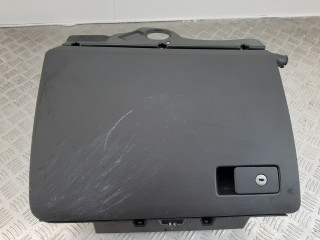 бардачок Volkswagen Passat B6 2007