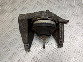 подушка крепления двигателя Audi A6 4A/C4 1996, 2.6 л., i, 4A0199352
