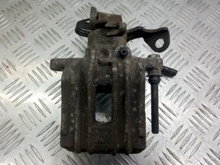 суппорт задний правый Volkswagen Passat B5 2000