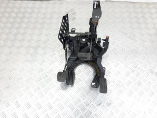 узел педальный (блок педалей) Volkswagen Passat B4 1997, 1.9 л., TDi, дизель