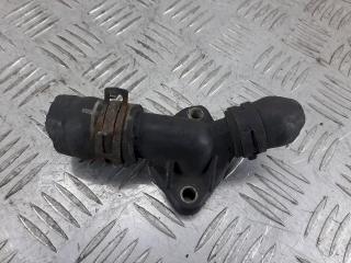 фланец (тройник) системы охлаждения Volkswagen Golf 4 поколение 2001, 1.9 л., TDi, 044121144B