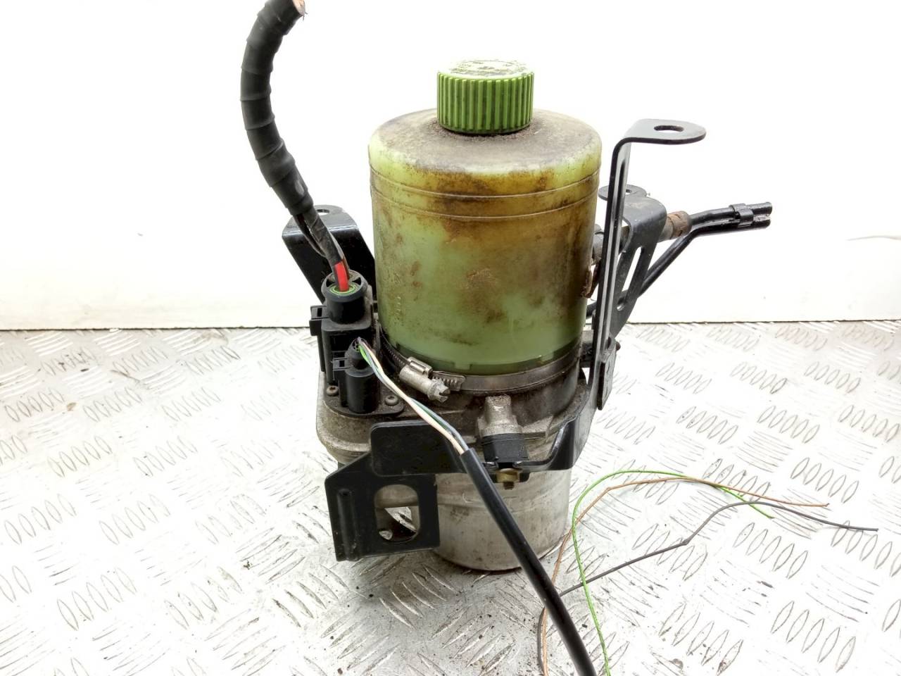 электрогидроусилитель руля Skoda Fabia 1 поколение (6Y) 2003, 6Q0423371 - фото №1