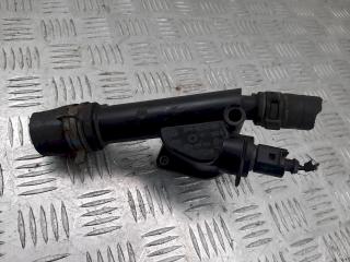 фланец (тройник) системы охлаждения Volkswagen Passat B6 2006, 2.0 л., TDi, 038121132G
