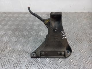 кронштейн двигателя Audi A4 B5 [рестайлинг] 2000, 1.6 л., i, бензин, АКПП, 8D0199308M