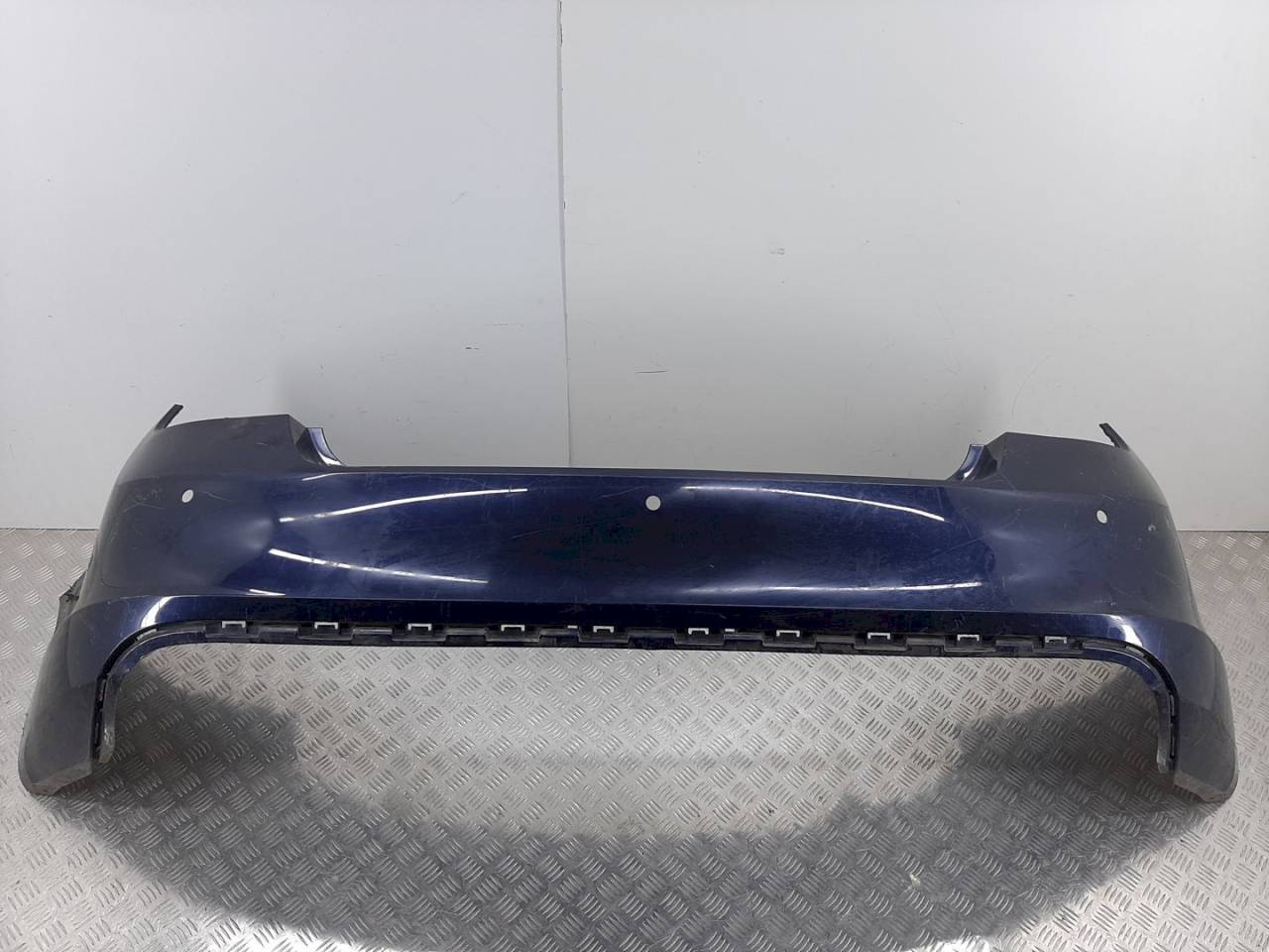 бампер задний Skoda Rapid 1 поколение 2017, 60U807421B - фото №1