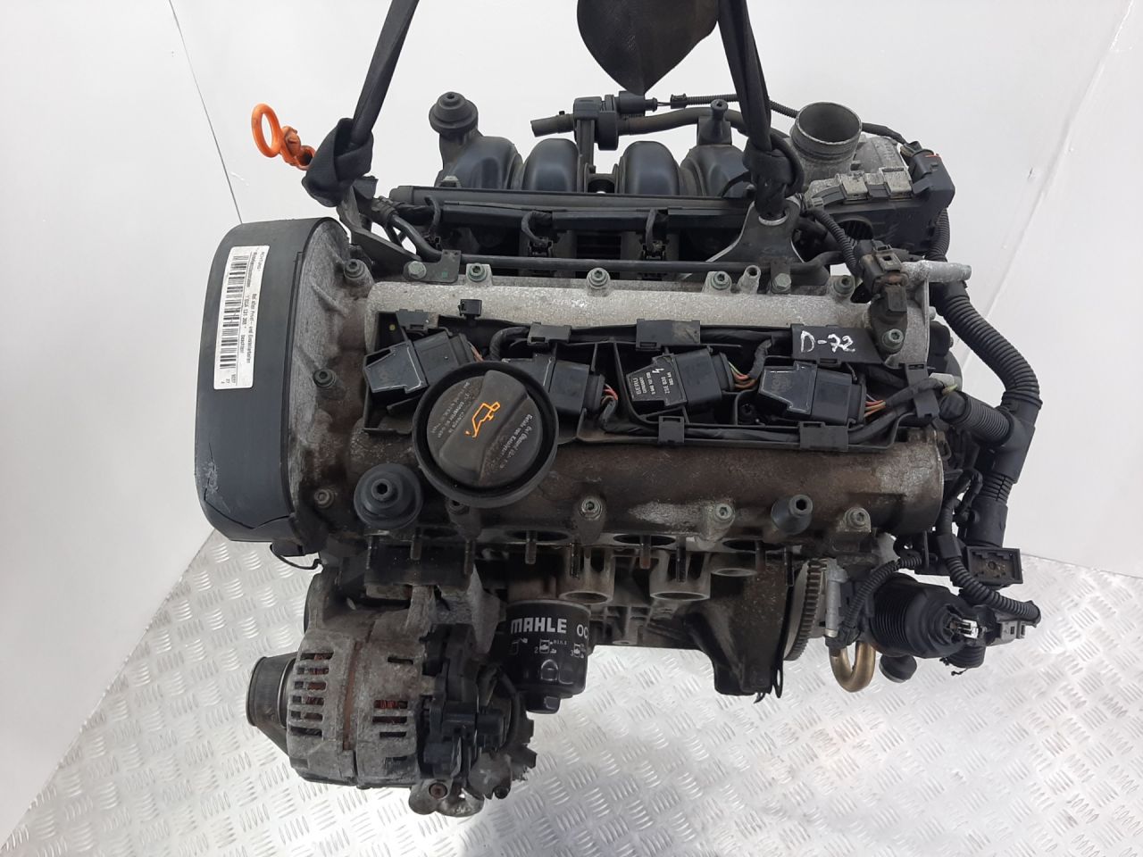 двигатель Volkswagen Golf 5 поколение 2003, 1.4 л., i, BCA, бензин - фото №1