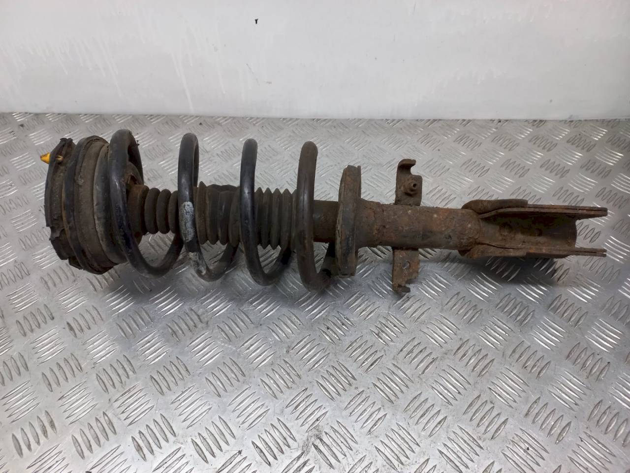 стойка передняя левая Renault Espace 4 поколение 2006 - фото №1