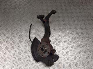 ступица передняя левая Audi A4 B5 1999, 8D0407257