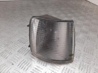поворотник правый Volkswagen Passat B3 1992