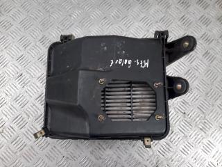 корпус воздушного фильтра Mitsubishi Galant 8 поколение [рестайлинг] 2002, 2.5 л., i