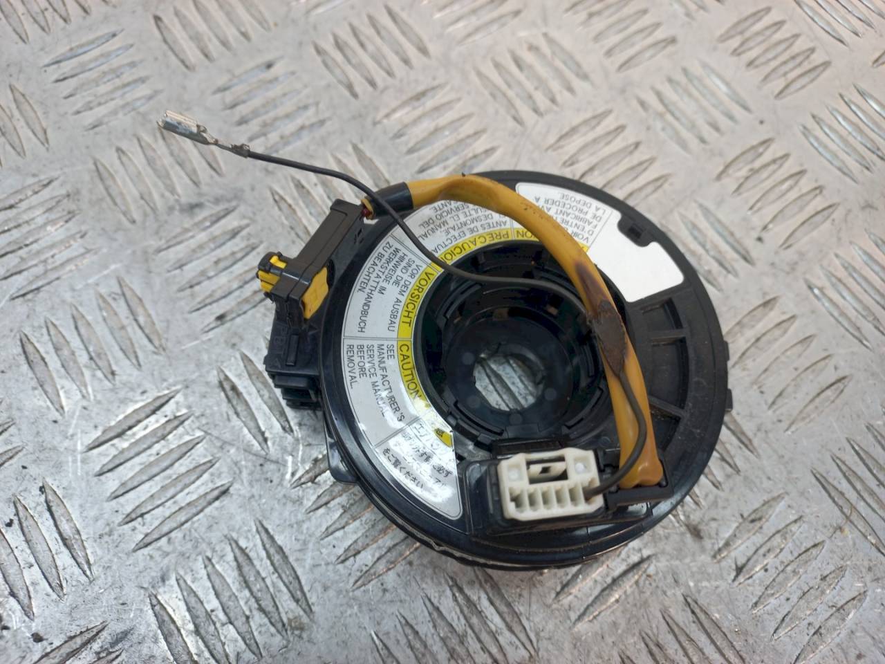 шлейф руля Suzuki Alto 5 поколение 2003 - фото №1