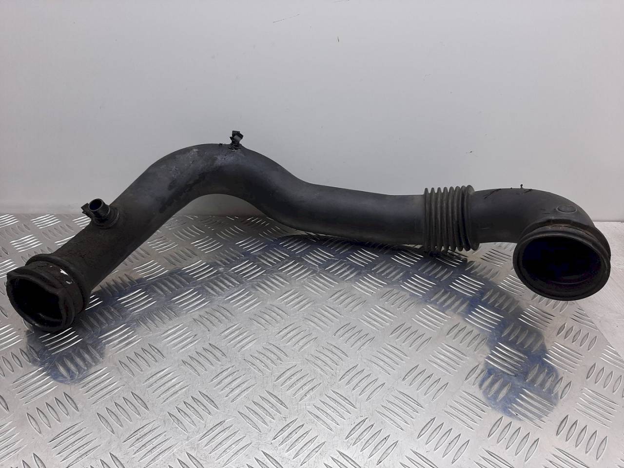 патрубок турбины Renault Megane 2 поколение 2005, 1.9 л., DCi, 19288167973 - фото №1