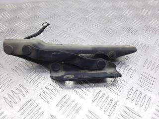 петля капота правая BMW 5 серия E60/E61 2003, 41.61-7008728