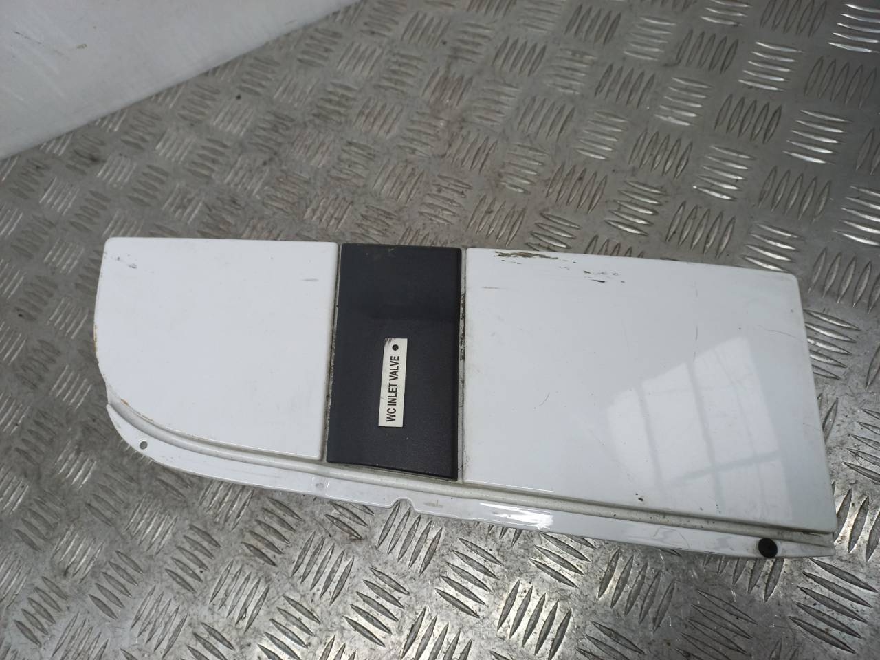 лючок топливного бака Mercedes-Benz Vito W639 2007, 2.2 л., OM 646.980, дизель, 6МКПП, A6397540034 - фото №1