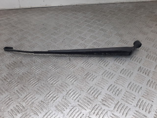 щеткодержатель (поводок стеклоочистителя, дворник) Toyota Yaris P1 [рестайлинг] 2003, 852210D020D