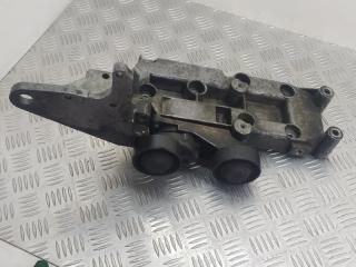 кронштейн генератора Volvo S60 1 поколение 2002, 2.4 л., D, 8642196