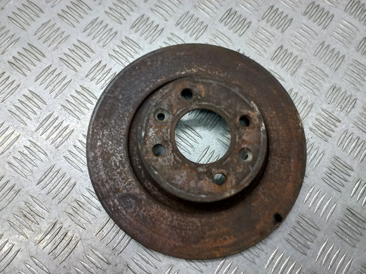 диск тормозной Renault Sandero 1 поколение 2010 - фото №1