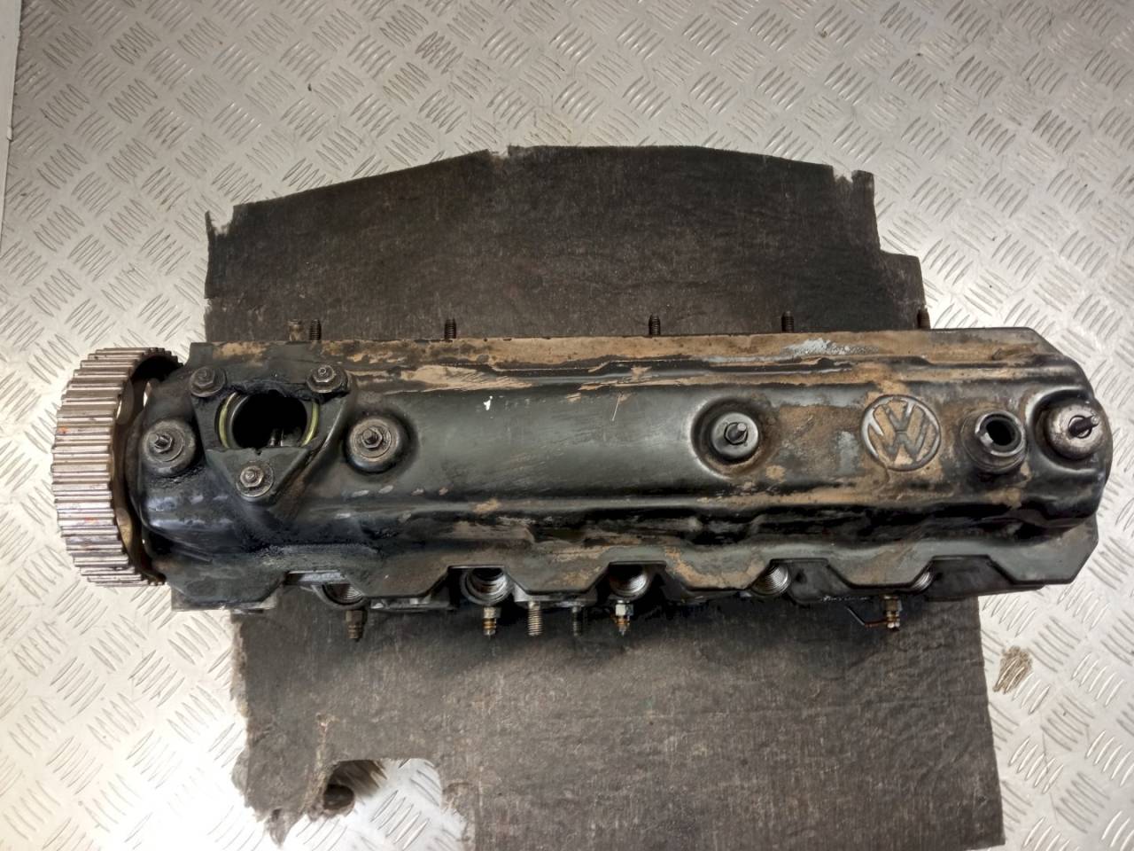головка блока цилиндров Volkswagen Transporter T4 1996, 2.4 л., D, 74103373 - фото №1