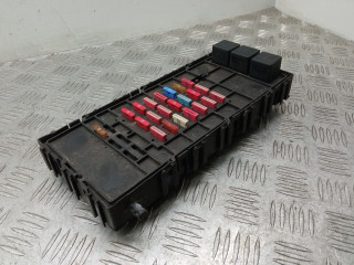 блок предохранителей Mercedes-Benz Atego 1 поколение 2003, 4.2 л., OM 904.922, дизель, МКПП, 0005439615