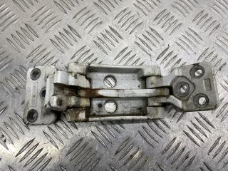 петля двери Mercedes-Benz Sprinter 2 поколение (W906) 2013, 2.2 л., CDi, A9067400037