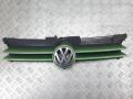 решетка радиатора Volkswagen Golf 4 поколение 2000, 1J0853655F - фото №2