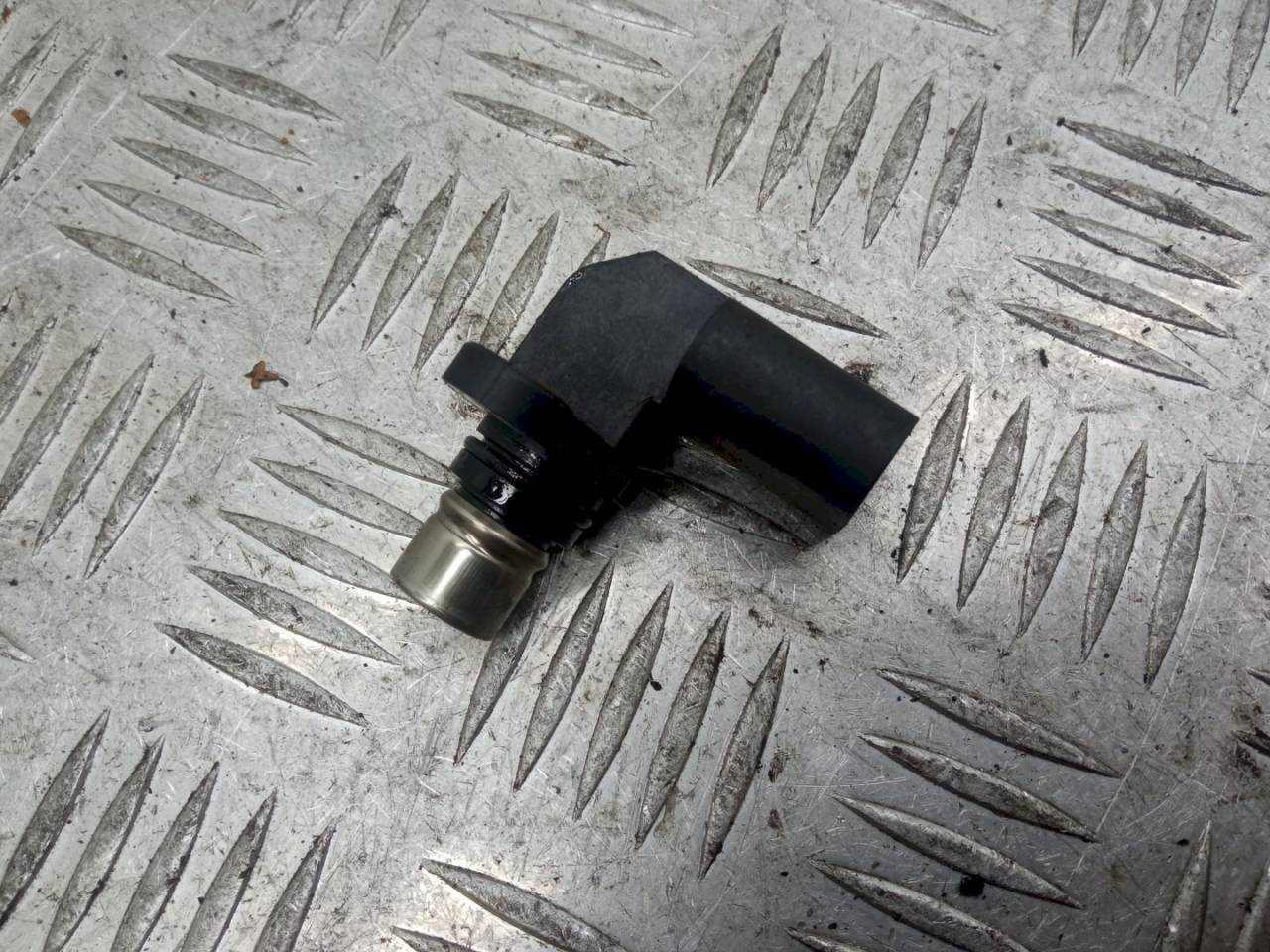 датчик распредвала Volkswagen Phaeton 1 поколение 2003, 4.0 л., i, 06A905161A - фото №1