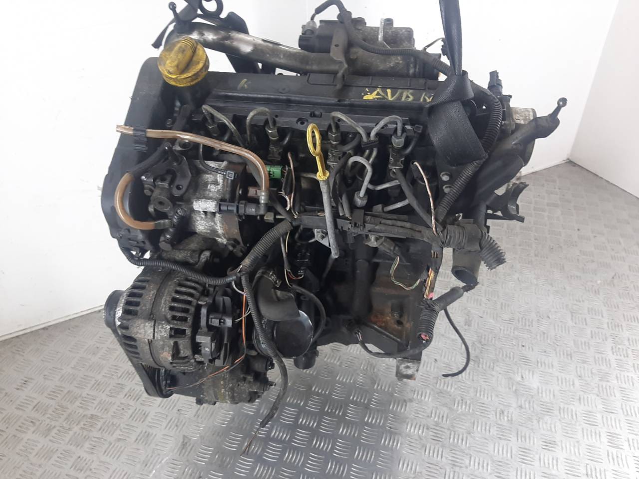 двигатель Renault Scenic 2 поколение 2005, 1.5 л., K9K 728, дизель, K9KF728 - фото №1