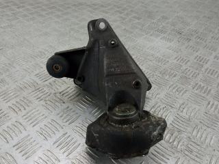 кронштейн КПП Audi A6 4B/C5 [рестайлинг] 2001, 2.4 л., бензин, 8D0399114S