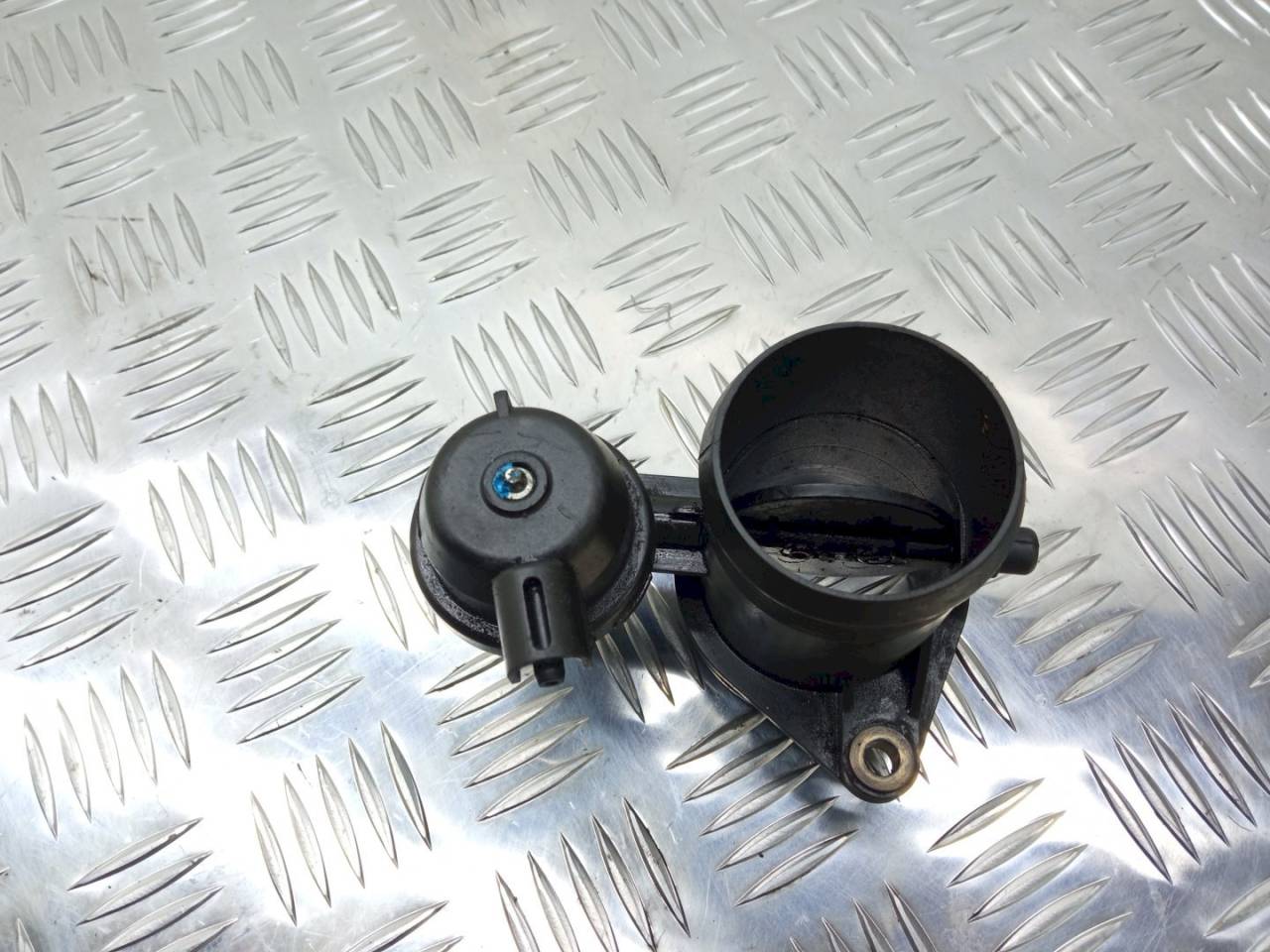 заслонка дроссельная Peugeot 307 1 поколение 2003, 2.0 л., HDi, AK0012664 - фото №1