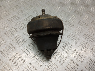 подушка крепления двигателя Volvo V70 2 поколение 2001, 2.4 л., i, B 5244 S, бензин, 9485551
