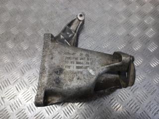 кронштейн полуоси Volkswagen Sharan 1 поколение 1998, 1.9 л., TDi, дизель, 7M0199207B