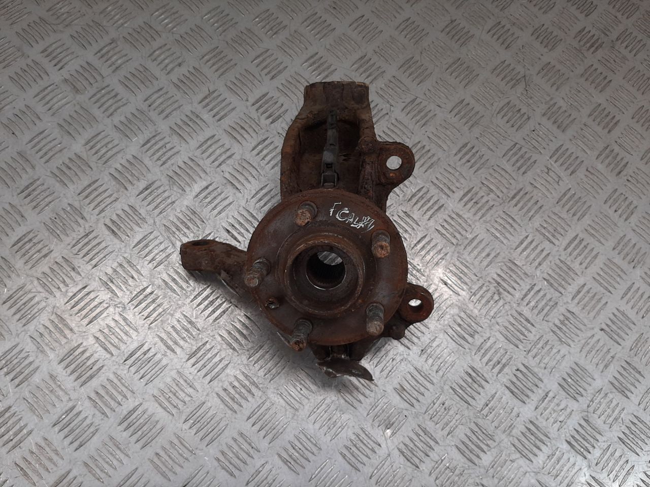 ступица передняя правая Ford Galaxy 2 поколение 2010 - фото №1