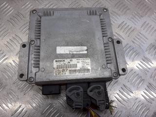 блок управления двигателем Citroen C5 1 поколение 2003, 2.2 л., HDi, 281011394