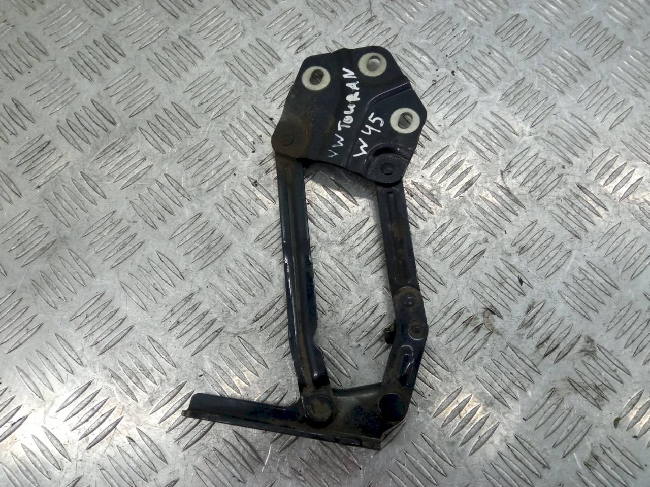 петля капота Volkswagen Touran 1 поколение 2006 - фото №1