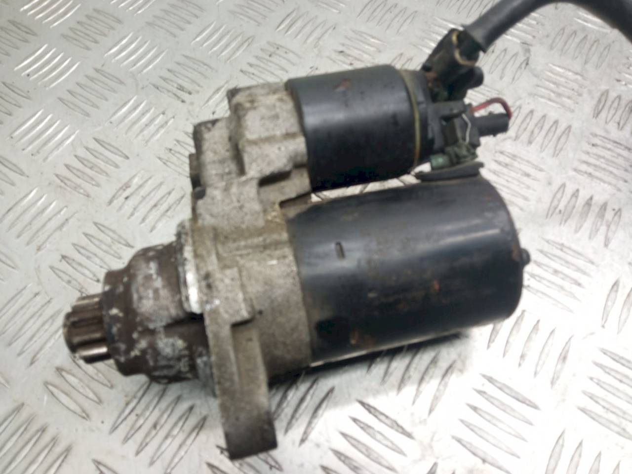 стартер Volkswagen Polo 4 поколение 2005, 1.2 л., i, 1120400 - фото №1