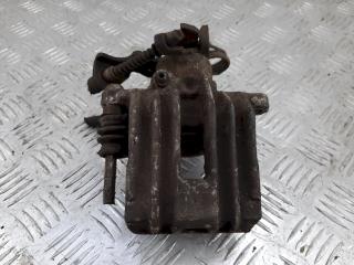 суппорт задний левый Volkswagen Passat B5 2000