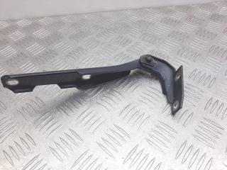 петля капота левая Audi A6 4B/C5 [рестайлинг] 2001, 4B0823301D