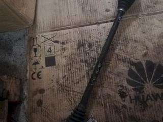 полуось передняя левая (приводной вал, ШРУС) Volvo XC90 1 поколение 2006, 2.4 л., TDi