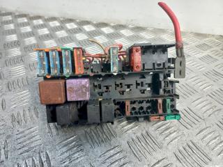 блок предохранителей Renault Scenic 1 поколение [рестайлинг] 2002, 2.0 л., i, 7703297988