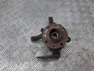 ступица передняя правая Renault Clio 2 поколение 2001