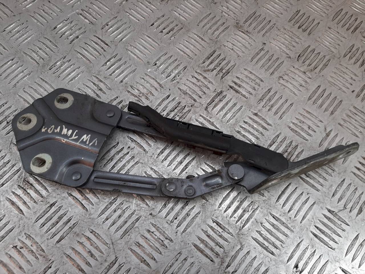 петля капота Volkswagen Touran 1 поколение 2006, 1T0823302 - фото №1