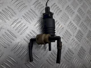 насос (моторчик) омывателя стекла Volkswagen Passat B4 1996