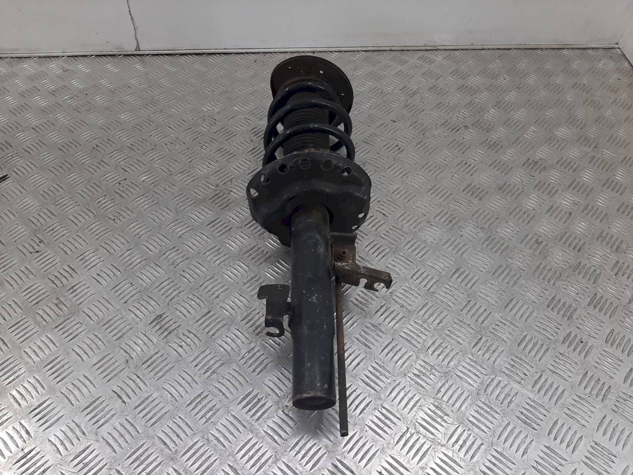 стойка передняя левая Ford C-Max 1 поколение 2007 - фото №1