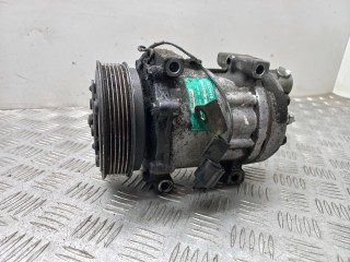 компрессор кондиционера Renault Laguna 2 поколение 2002, 1.9 л., DCi, дизель, 8200040681