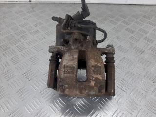 суппорт задний правый Volkswagen Passat B6 2006