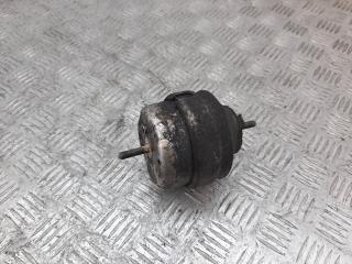 подушка крепления двигателя Audi A4 B5 1999, 1.8 л., i, 8DO199379J