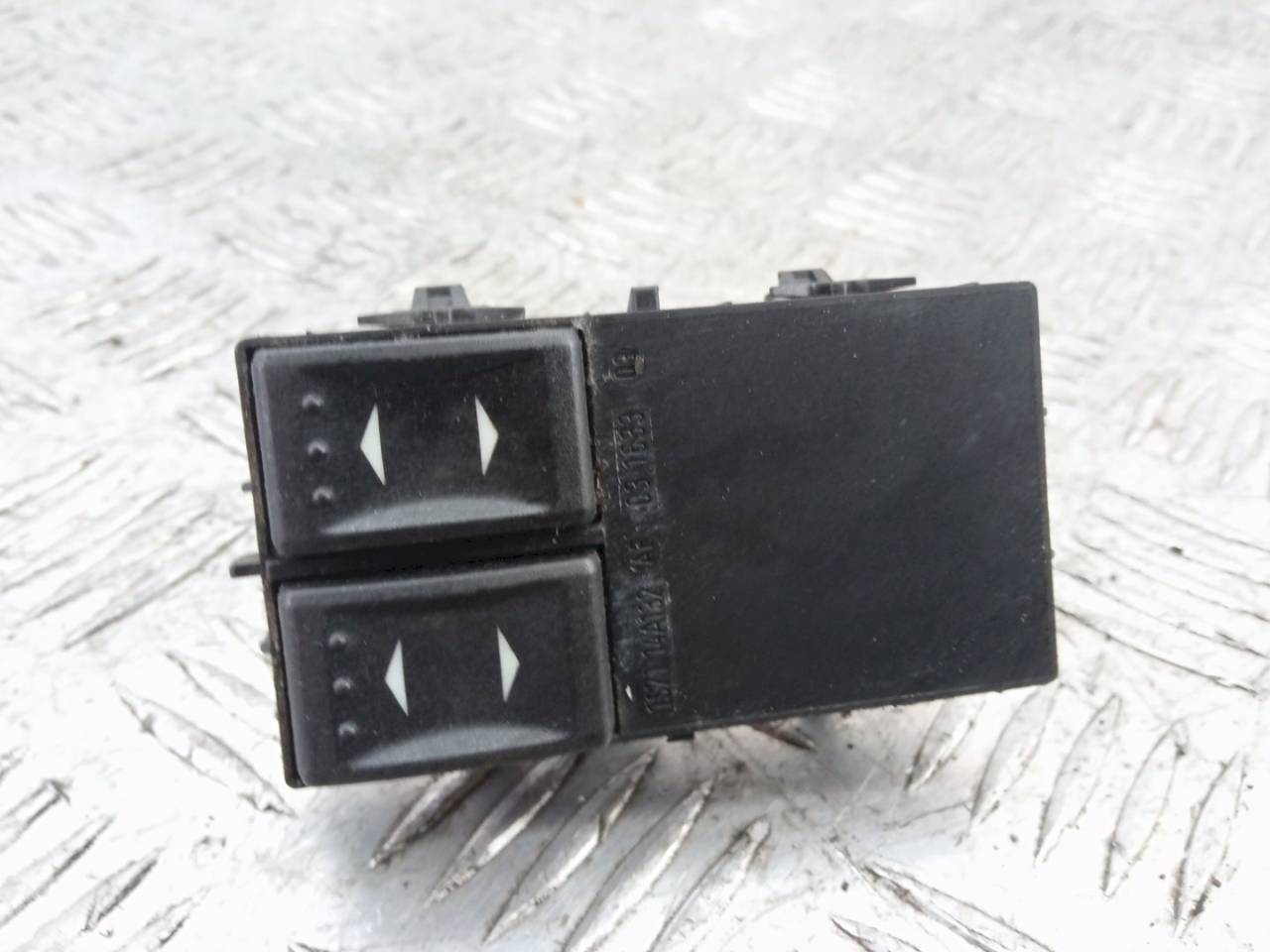 блок управления стеклоподъемниками Ford Mondeo 3 поколение 2003, 1S7T-14A132-AE - фото №1